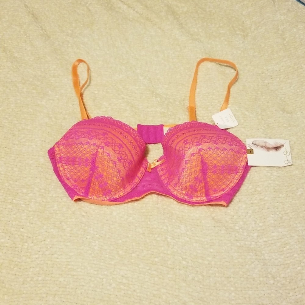 NWT Jessica Simpson T-shirt Bra Size 36 C